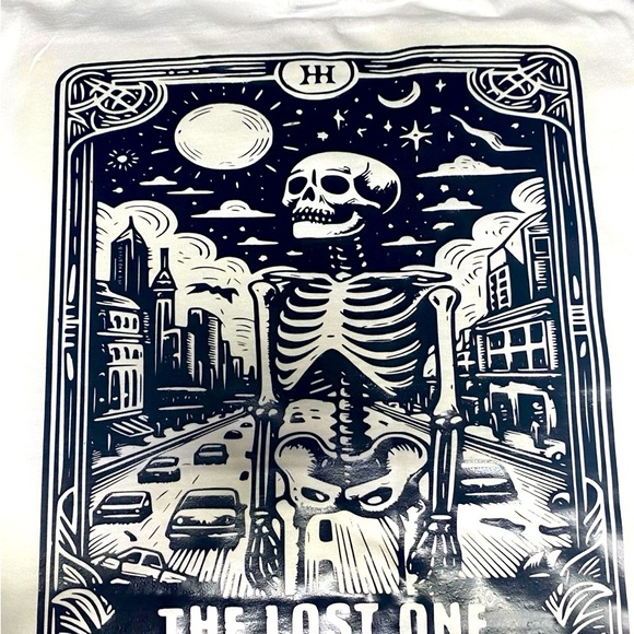 "The Lost One" Tarot Card Graphic Tee - Picture 1 of 2